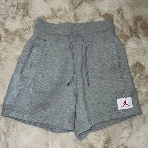 Jordan Flight Women’s Fleece Shorts size SMALL